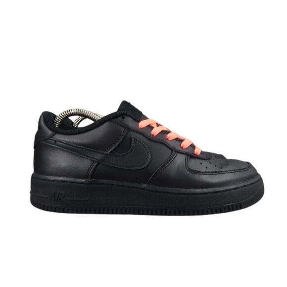 Nike Shoes Kids 6 Sneakers Air Force 1 Low LE Black GS Trainers Classic Leather - Picture 2 of 12